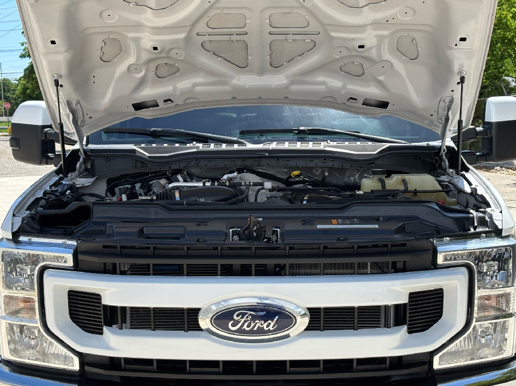 https://assets.dealerappcenter.com/dealergroups/351/vehicles/318684/XlmiOr.png