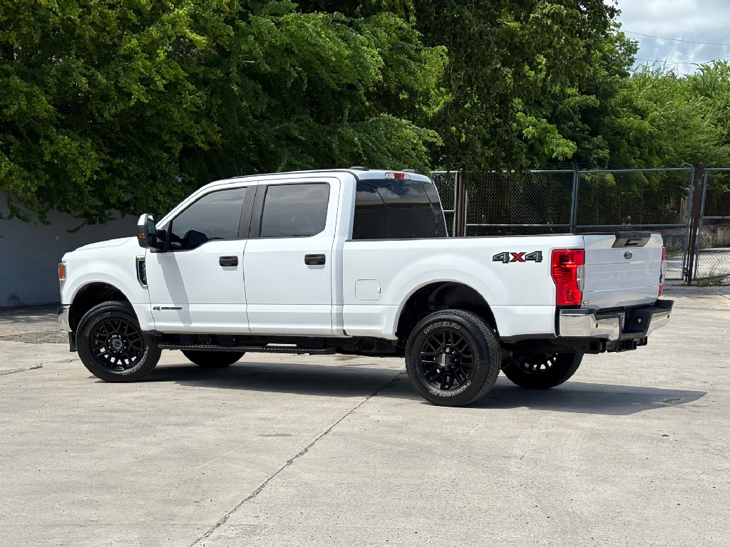 https://assets.dealerappcenter.com/dealergroups/351/vehicles/318684/kraGYk.png
