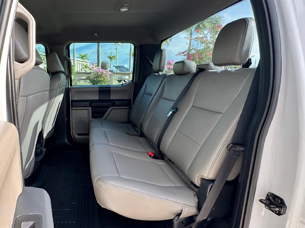 https://assets.dealerappcenter.com/dealergroups/351/vehicles/318686/sQhHNy.png