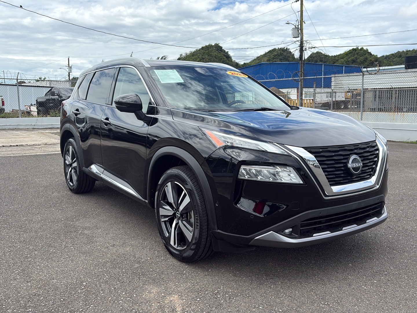https://assets.dealerappcenter.com/dealergroups/352/vehicles/337887/jezhbh.jpg