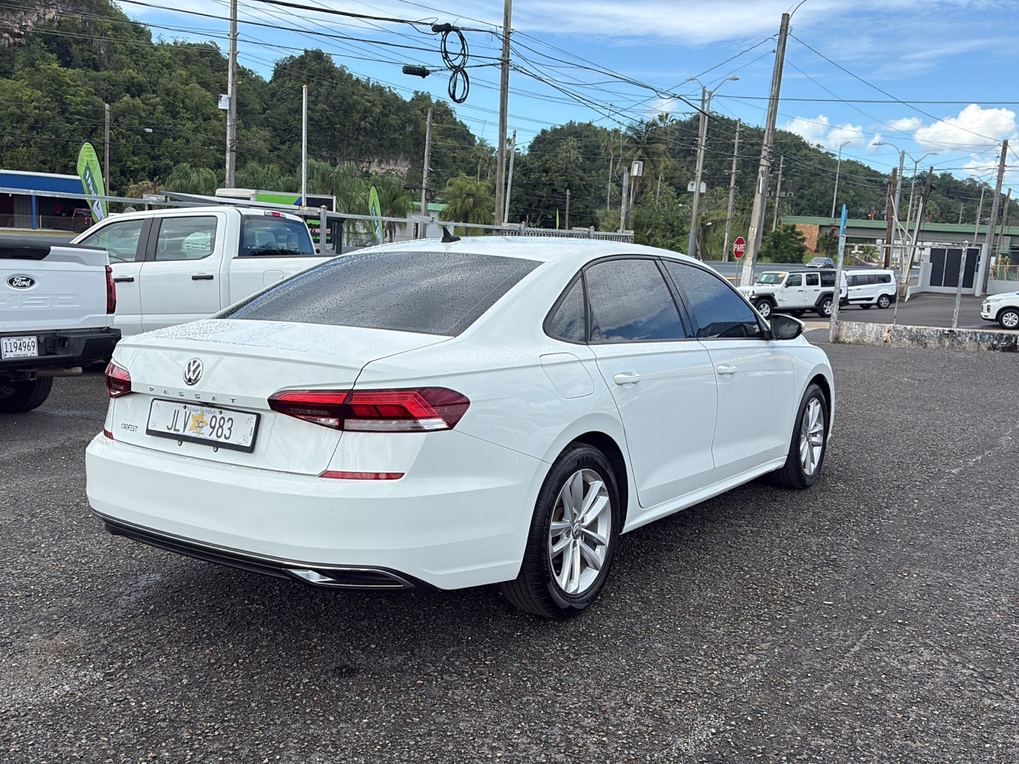 https://assets.dealerappcenter.com/dealergroups/352/vehicles/337889/I9NxTG.jpg