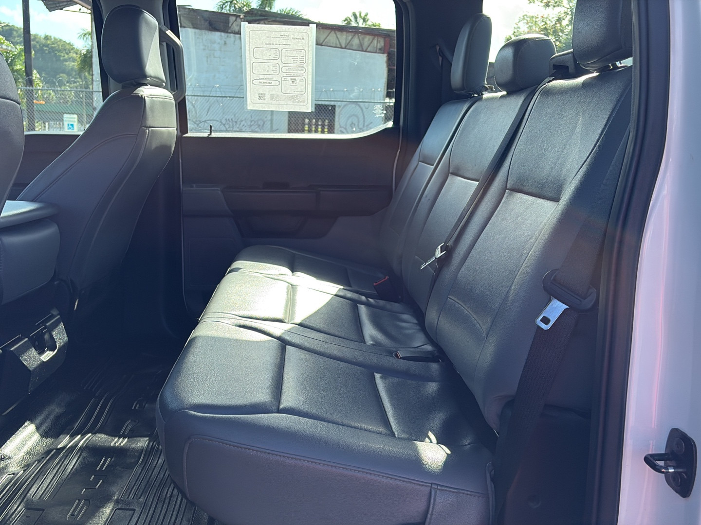 https://assets.dealerappcenter.com/dealergroups/352/vehicles/337892/6shzvj.jpg