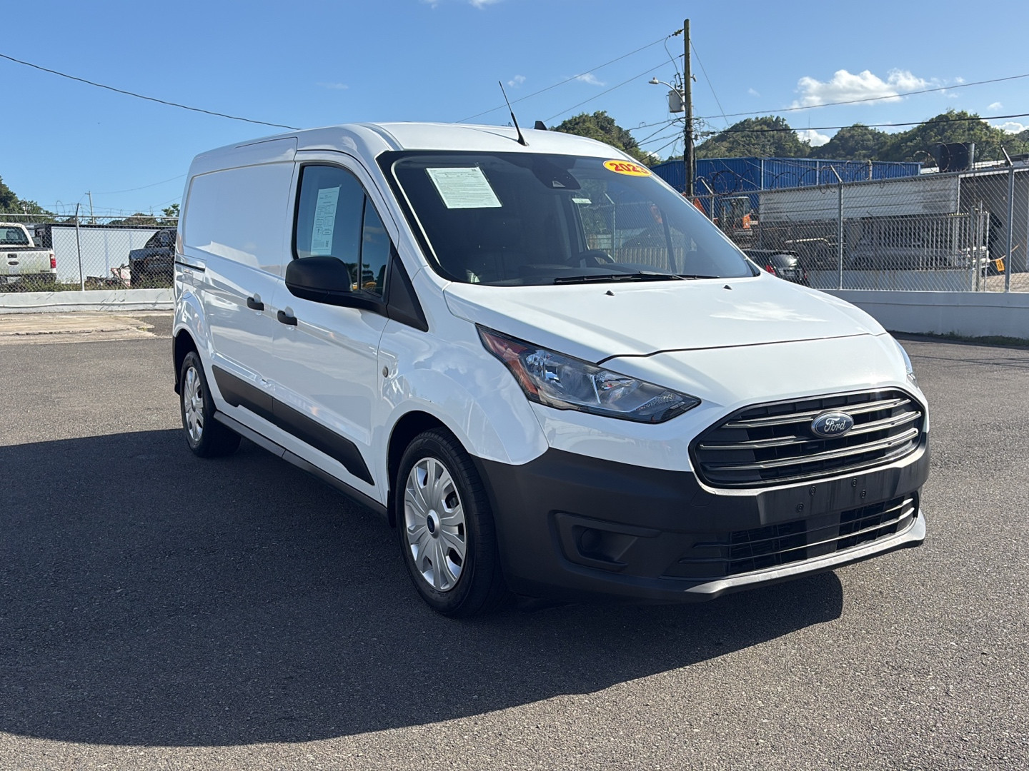 https://assets.dealerappcenter.com/dealergroups/352/vehicles/339394/a1LKYC.jpg