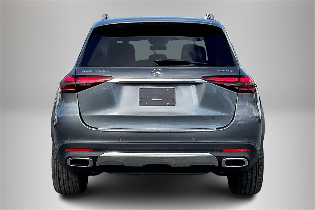 https://assets.dealerappcenter.com/dealergroups/55/vehicles/272469/W1RgXr.jpg