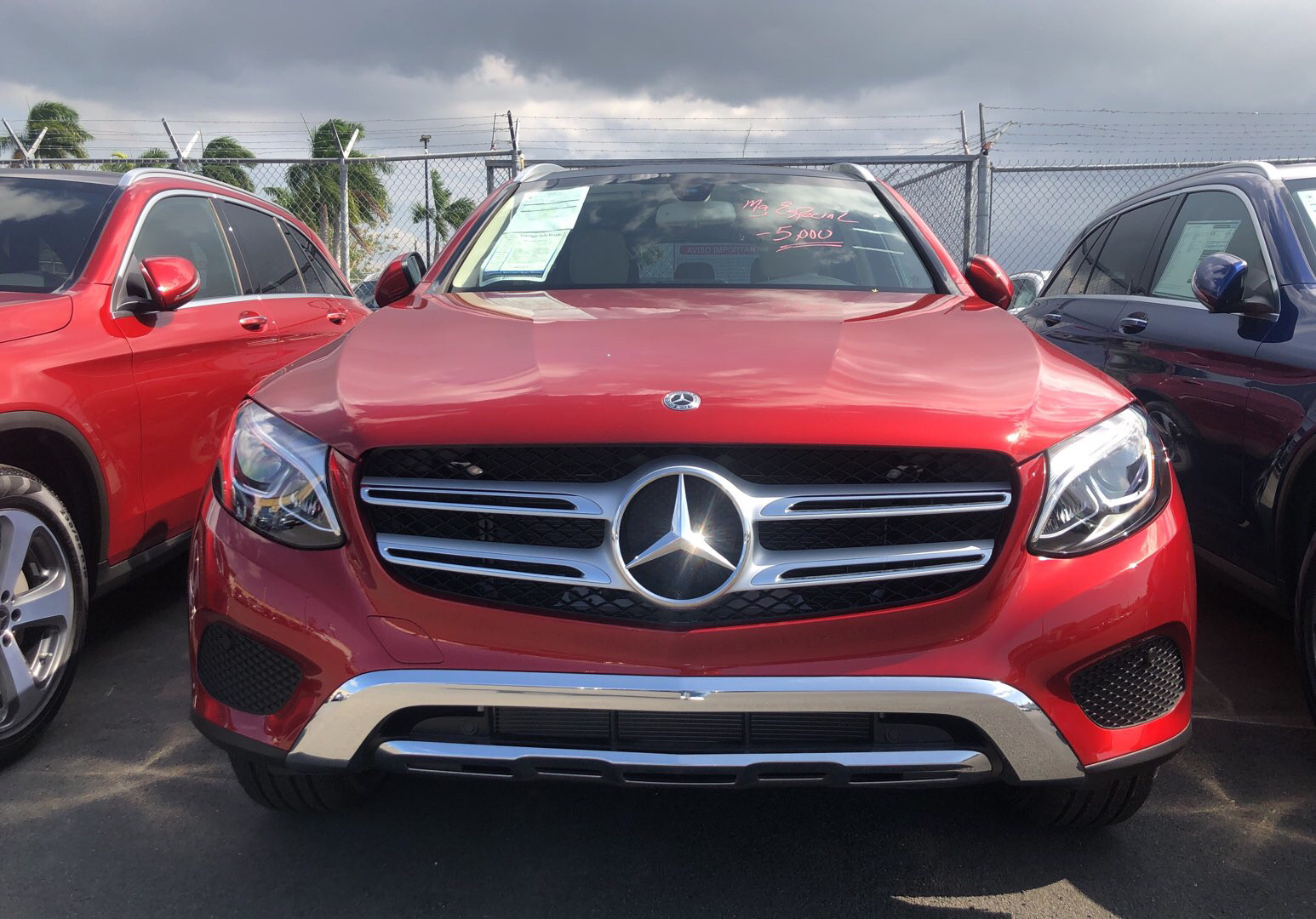 https://assets.dealerappcenter.com/dealergroups/55/vehicles/81822/ydZxsd.jpg