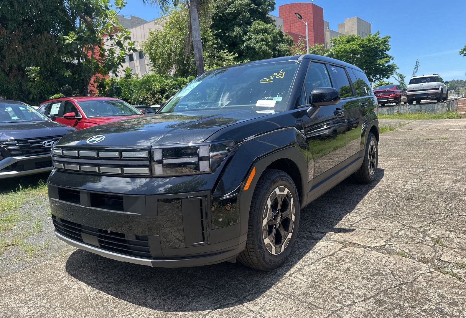 2026 Hyundai Santa Fe SE 2.5's photo
