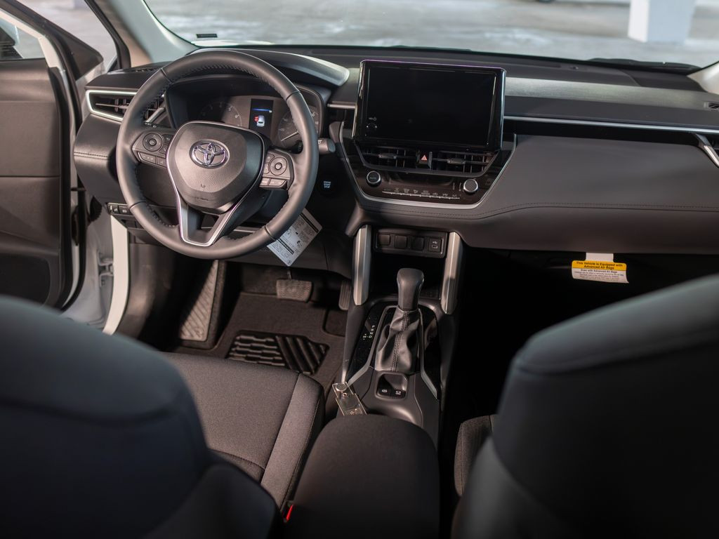 https://assets.dealerappcenter.com/dealergroups/63/vehicles/256196/PY96o8.jpg