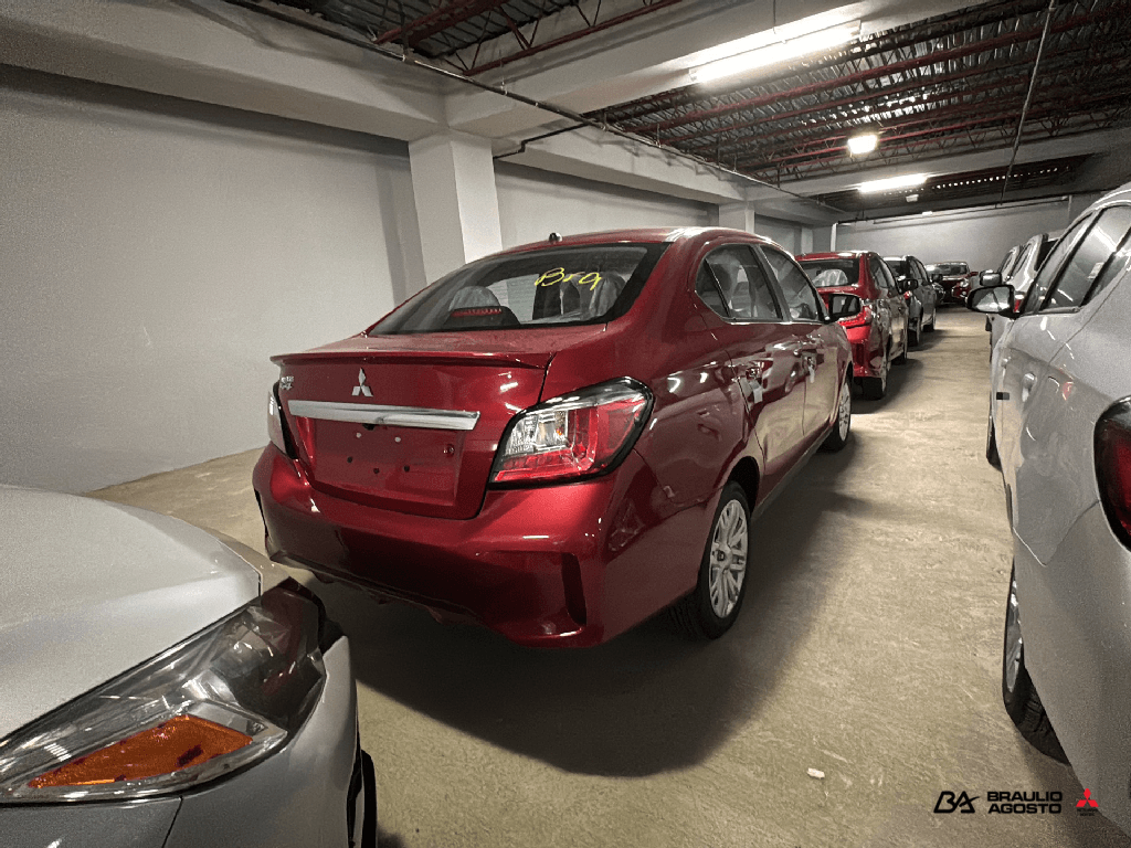 https://assets.dealerappcenter.com/dealergroups/63/vehicles/264377/cwLenO.png