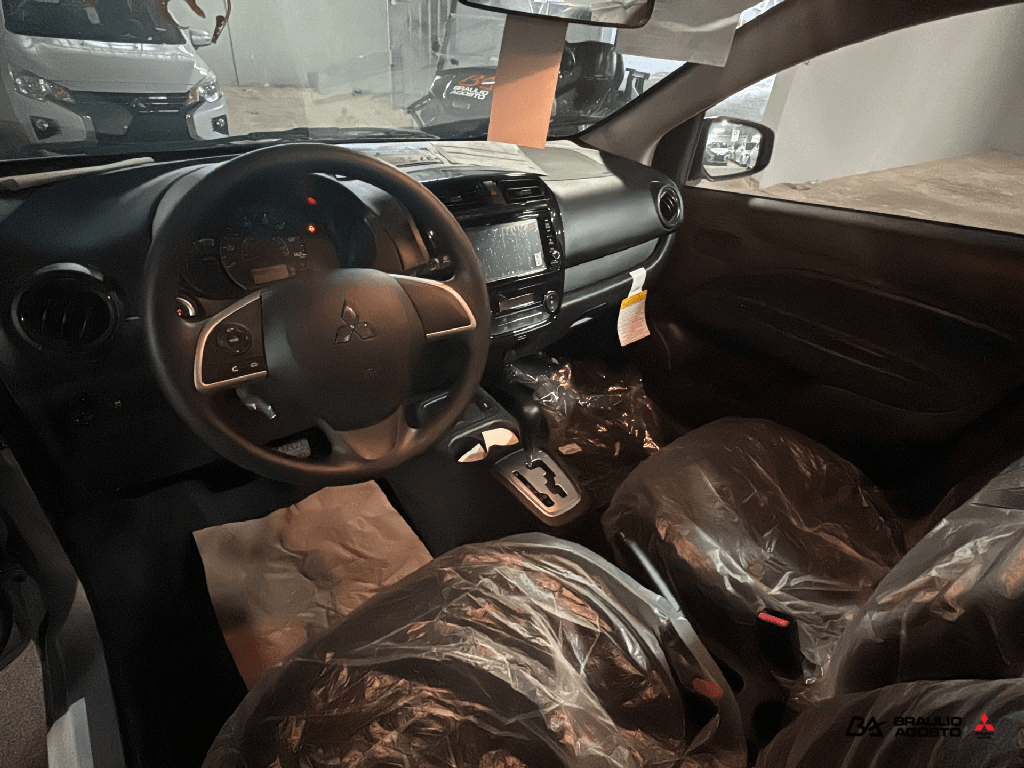 https://assets.dealerappcenter.com/dealergroups/63/vehicles/265525/5rdxaz.png