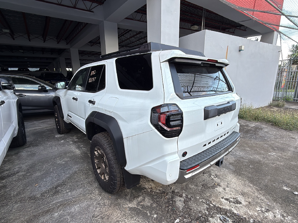 https://assets.dealerappcenter.com/dealergroups/63/vehicles/313388/mWXSEE.png