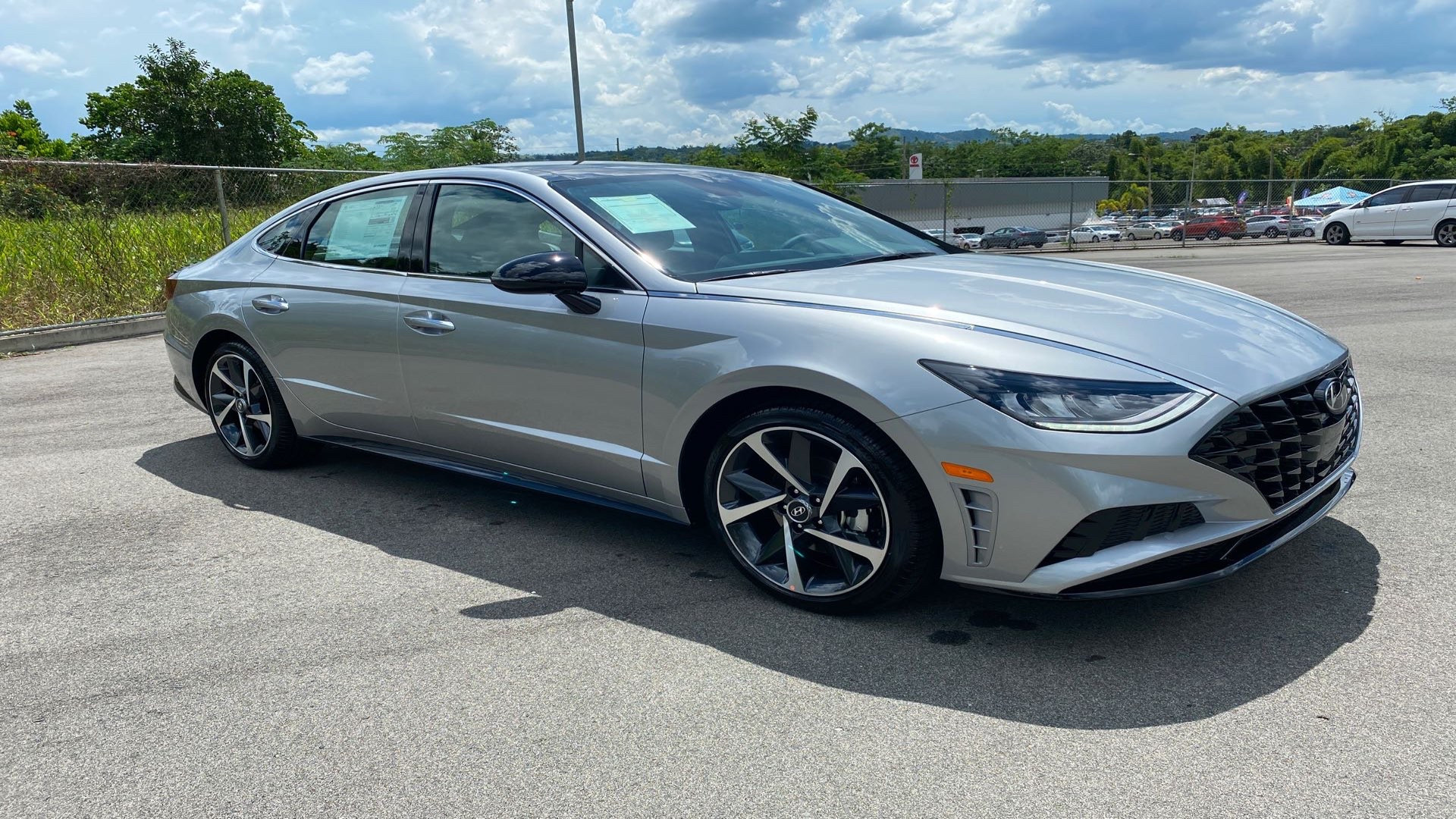 https://assets.dealerappcenter.com/dealergroups/65/vehicles/139966/aU4nSF.jpg