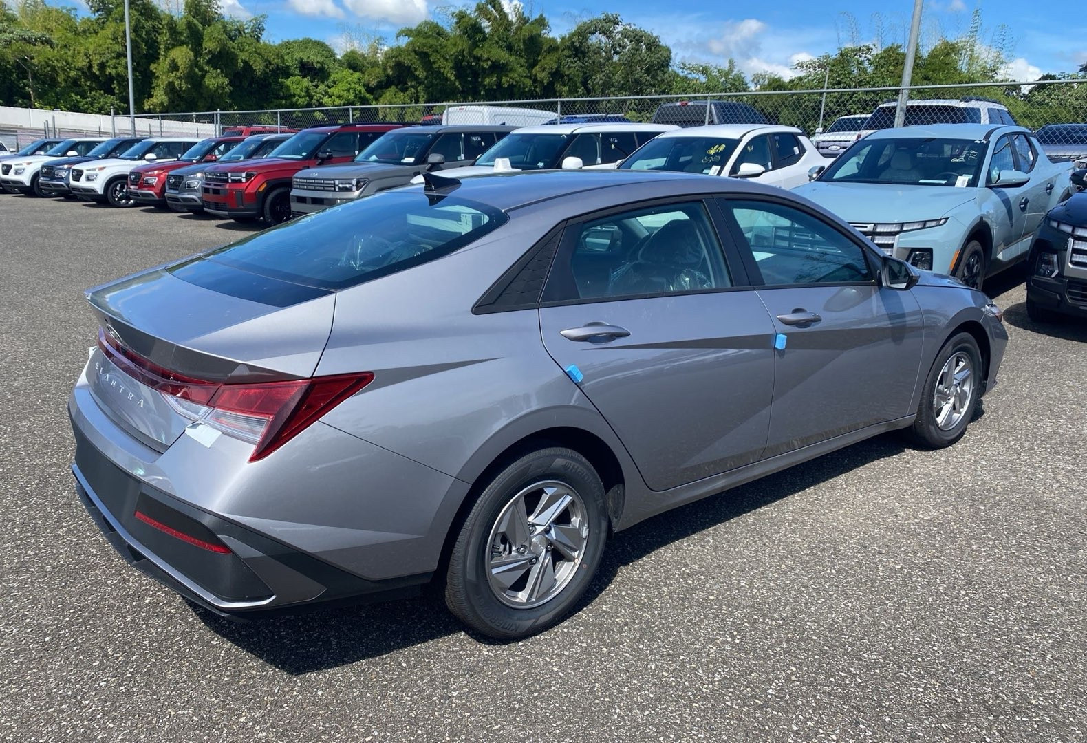 https://assets.dealerappcenter.com/dealergroups/65/vehicles/312596/5mFego.jpg