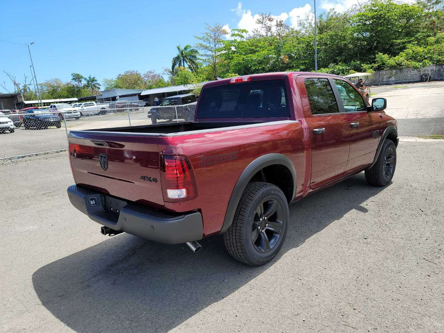 https://assets.dealerappcenter.com/dealergroups/66/vehicles/152735/QTWhsN.JPEG