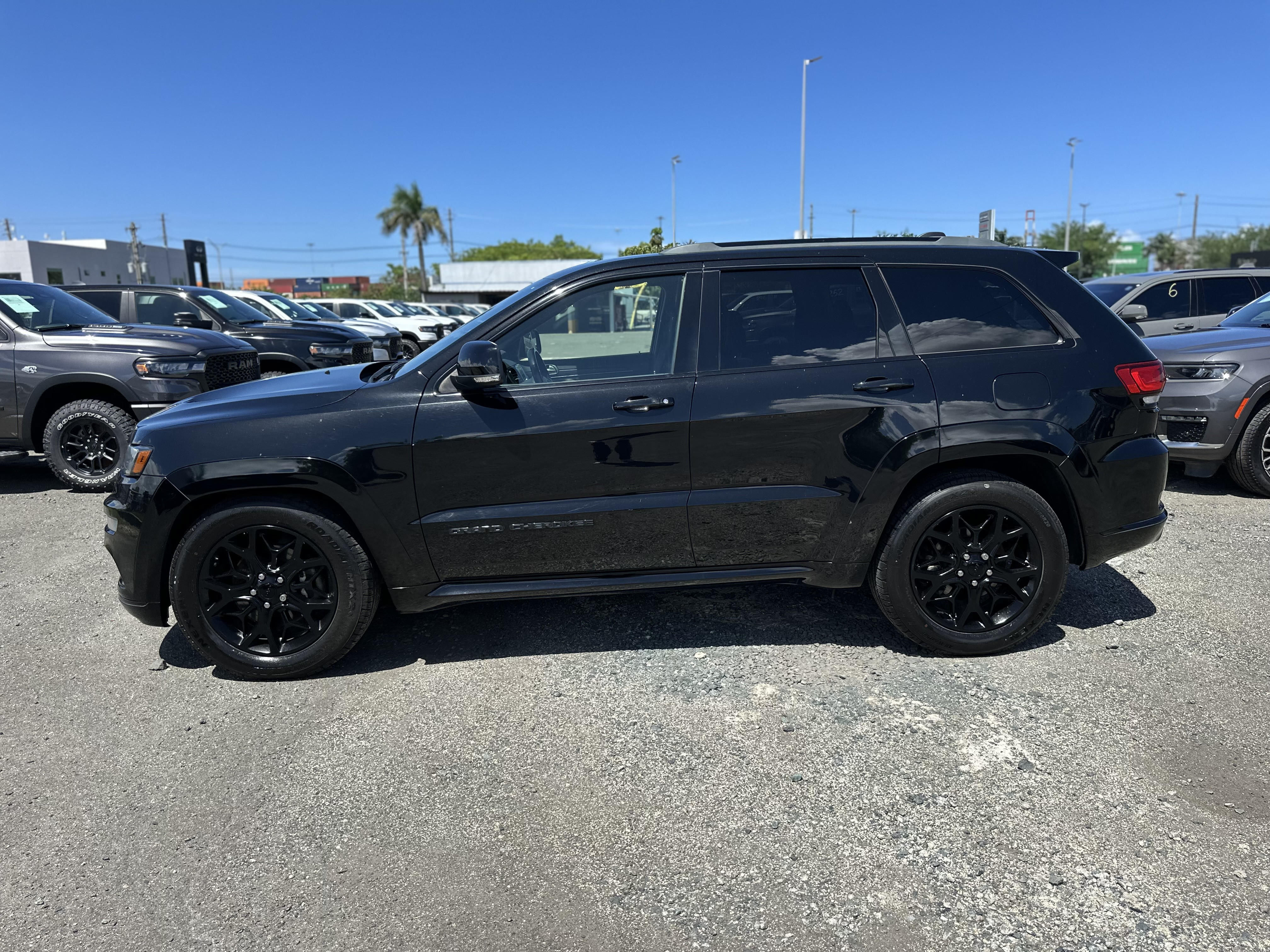 https://assets.dealerappcenter.com/dealergroups/66/vehicles/154837/KF4vhp.jpeg