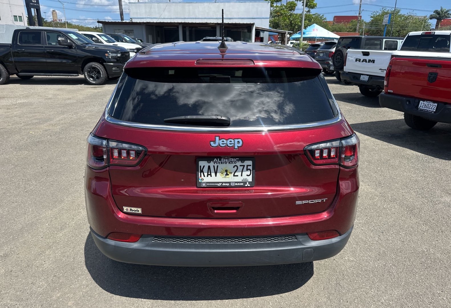 https://assets.dealerappcenter.com/dealergroups/66/vehicles/201946/MibxTK.jpg
