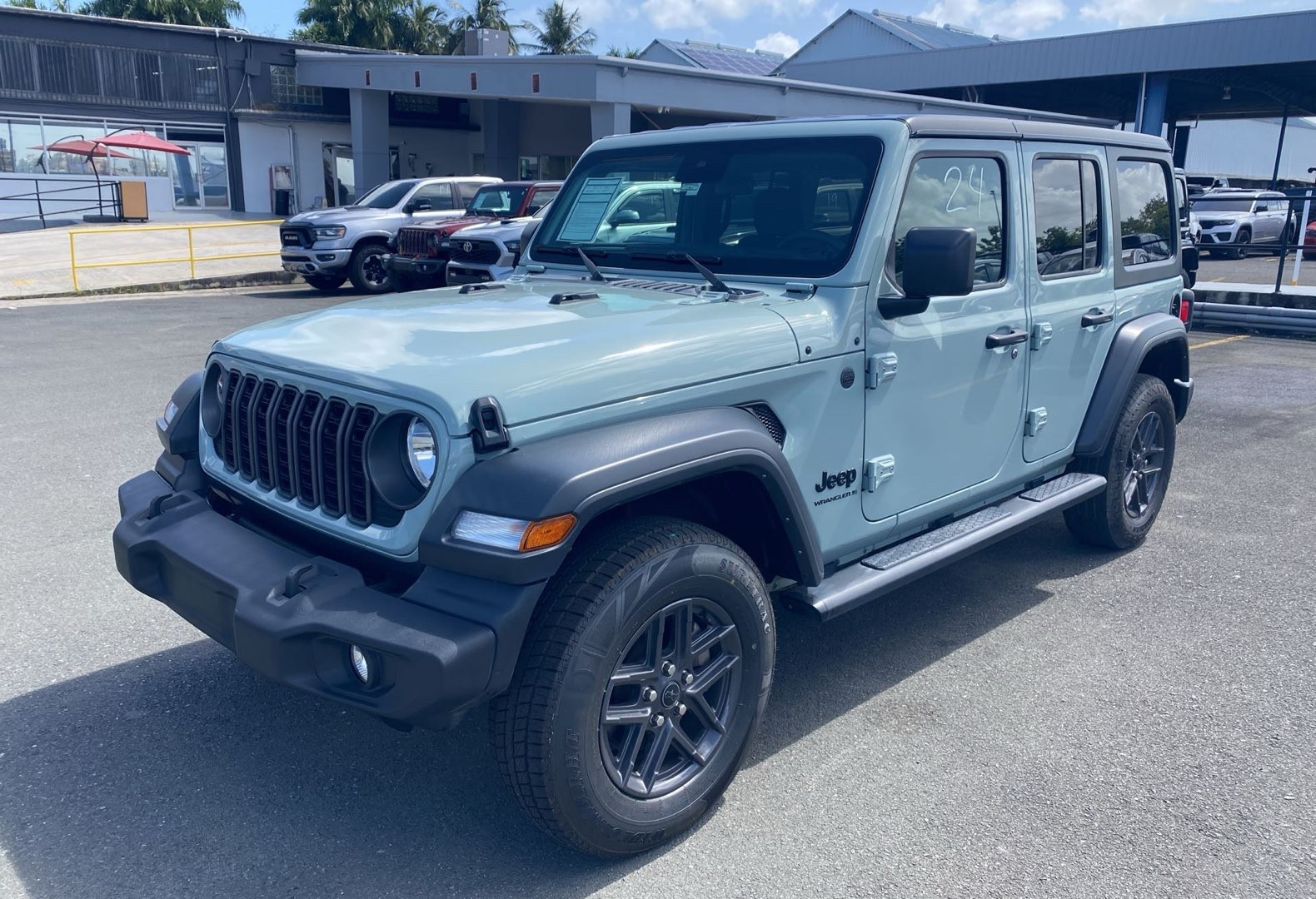 2024 Jeep Wrangler Sport S's photo