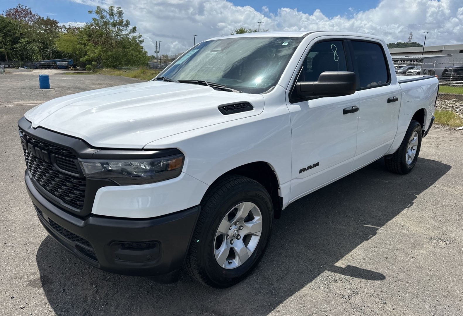 2025 RAM 1500 Tradesman 4x4 Crew Cab 5'7's photo