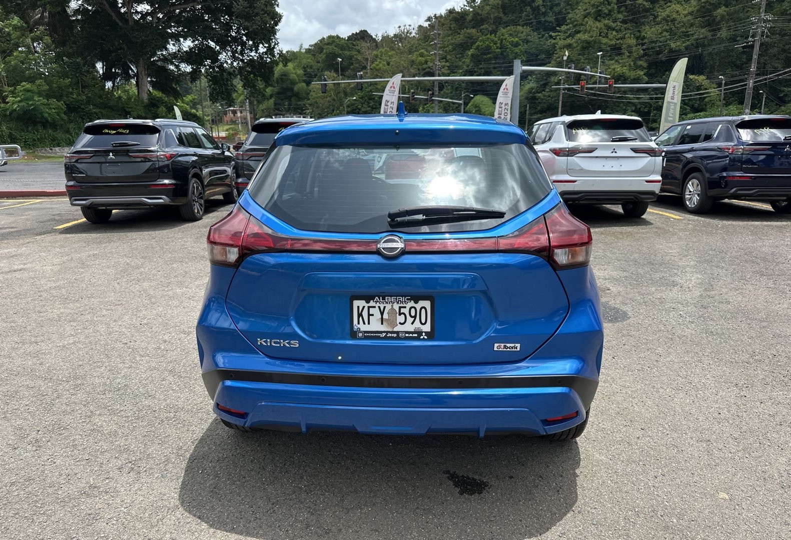 https://assets.dealerappcenter.com/dealergroups/66/vehicles/287927/f514WO.jpg