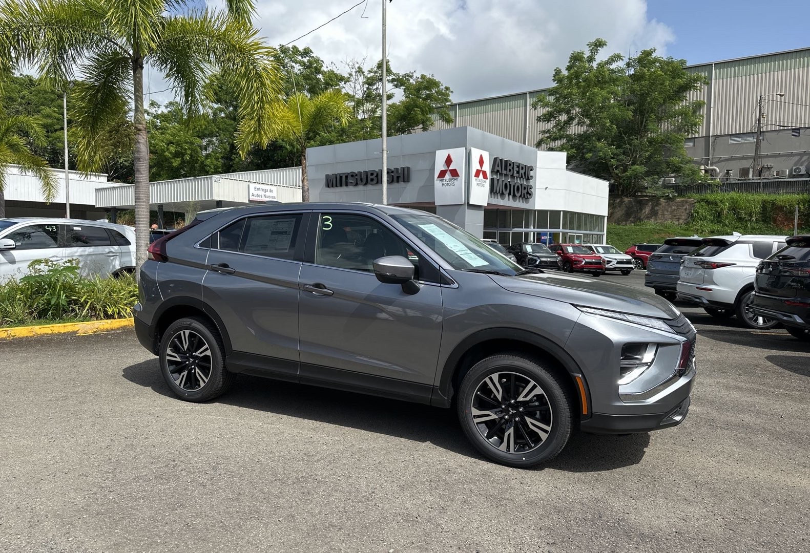 https://assets.dealerappcenter.com/dealergroups/66/vehicles/289391/iyMRNT.jpg