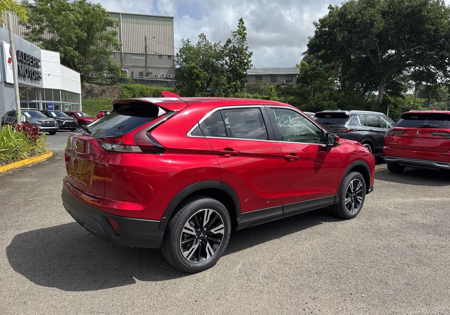 https://assets.dealerappcenter.com/dealergroups/66/vehicles/289392/SWByps.jpg