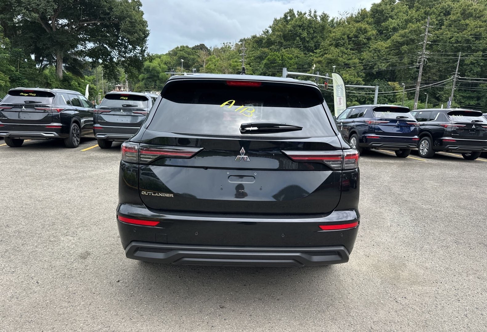 https://assets.dealerappcenter.com/dealergroups/66/vehicles/289393/uXXUwI.jpg