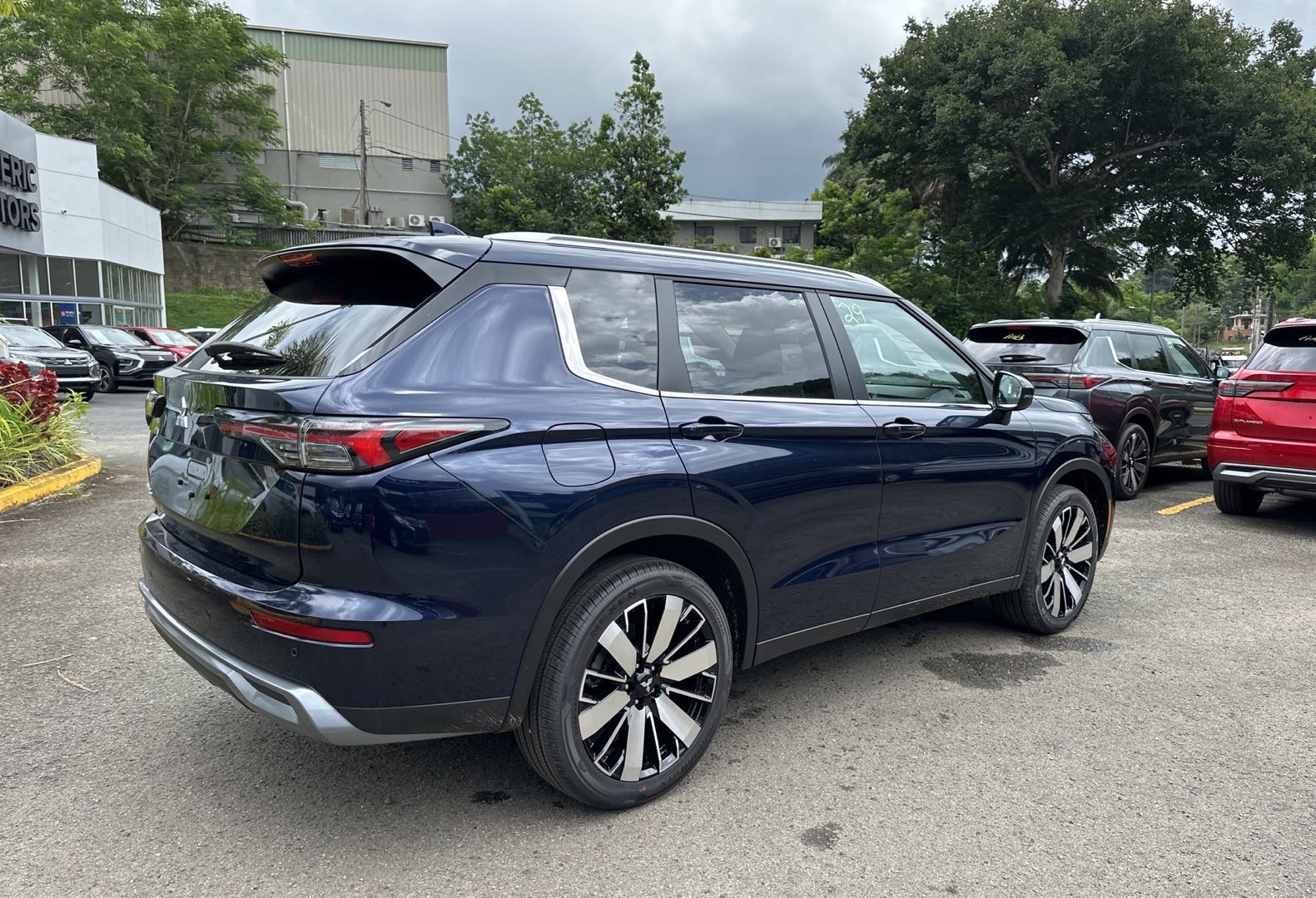 https://assets.dealerappcenter.com/dealergroups/66/vehicles/289396/l67QK7.jpg