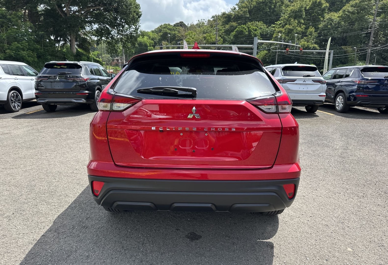 https://assets.dealerappcenter.com/dealergroups/66/vehicles/289401/Du71Th.jpg
