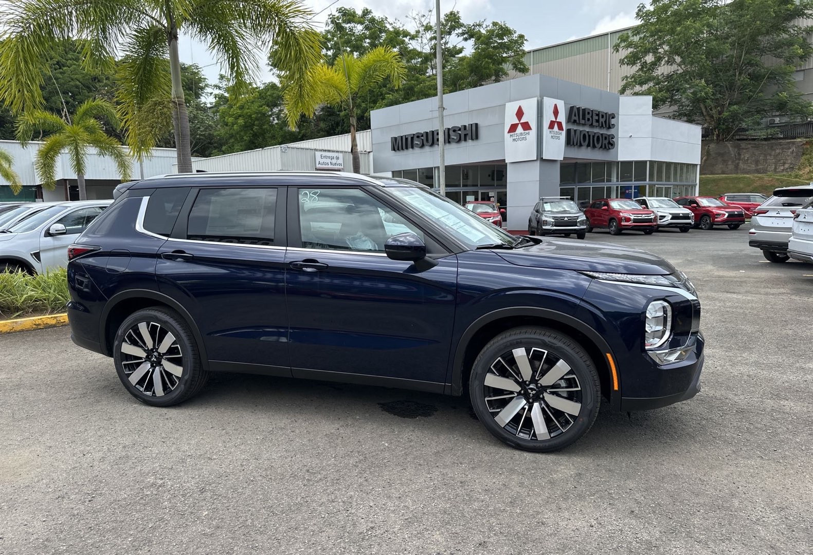 https://assets.dealerappcenter.com/dealergroups/66/vehicles/289402/mG8gag.jpg