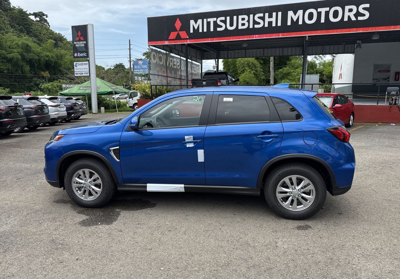 https://assets.dealerappcenter.com/dealergroups/66/vehicles/289953/lRRFFm.jpg