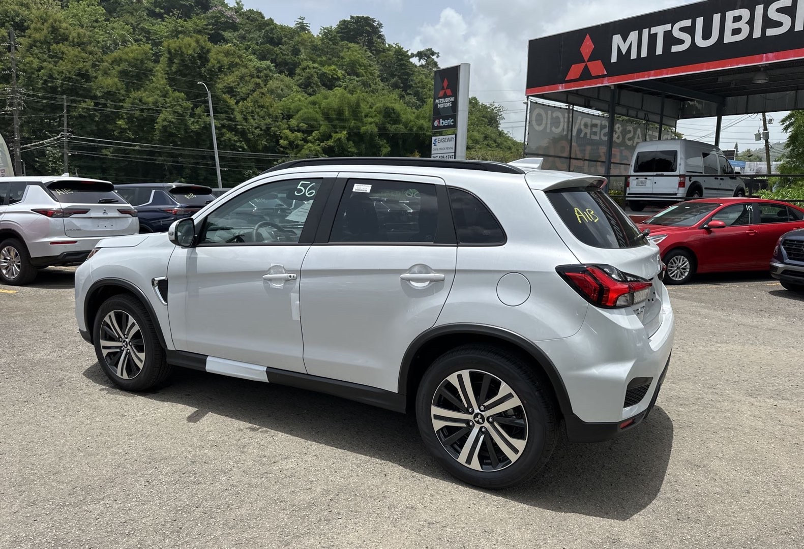 https://assets.dealerappcenter.com/dealergroups/66/vehicles/289954/aRs7BB.jpg