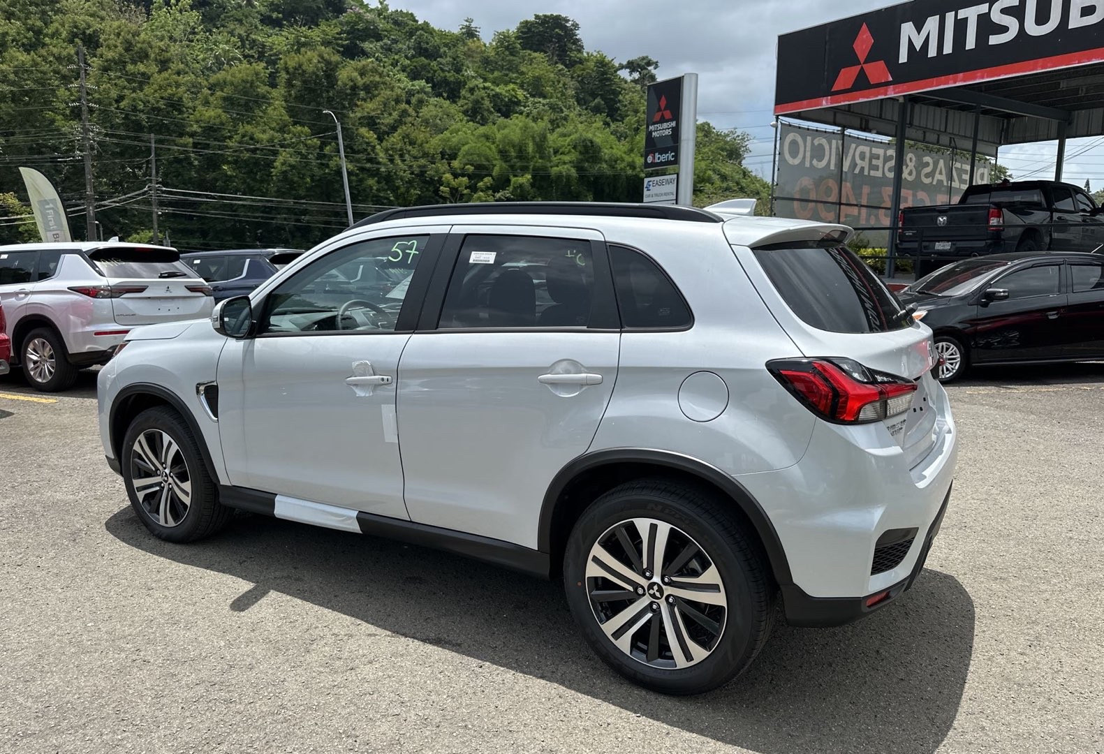 https://assets.dealerappcenter.com/dealergroups/66/vehicles/289966/TZktAv.jpg