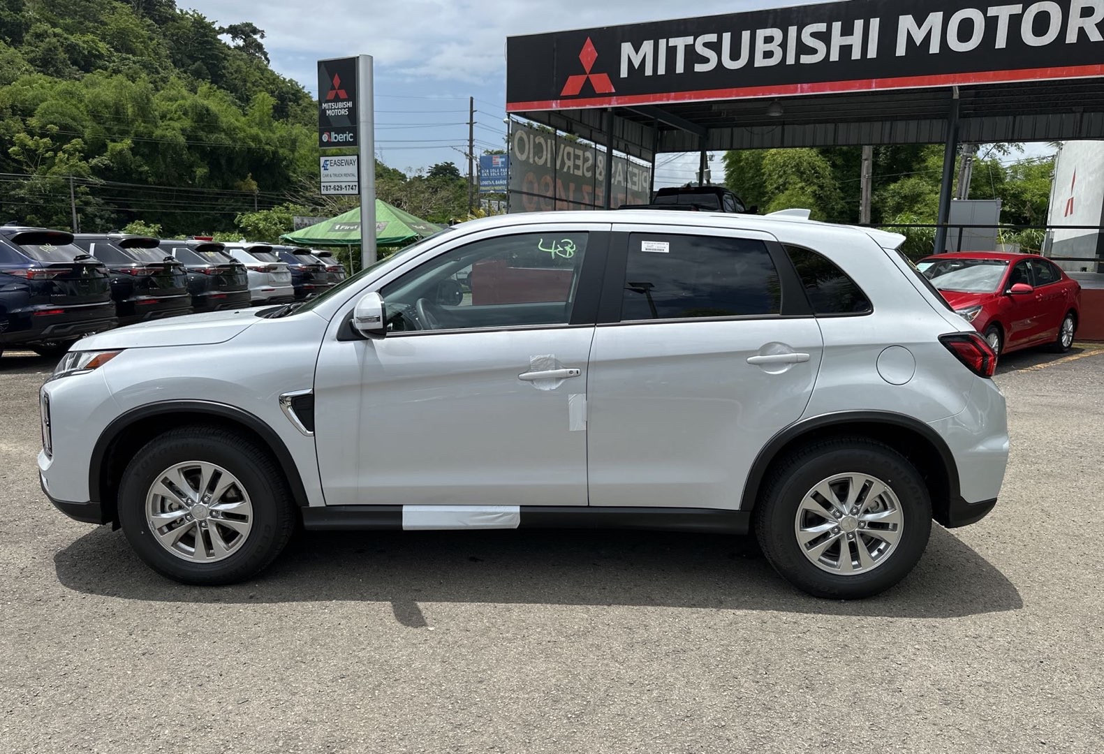 https://assets.dealerappcenter.com/dealergroups/66/vehicles/289968/uFIz6N.jpg