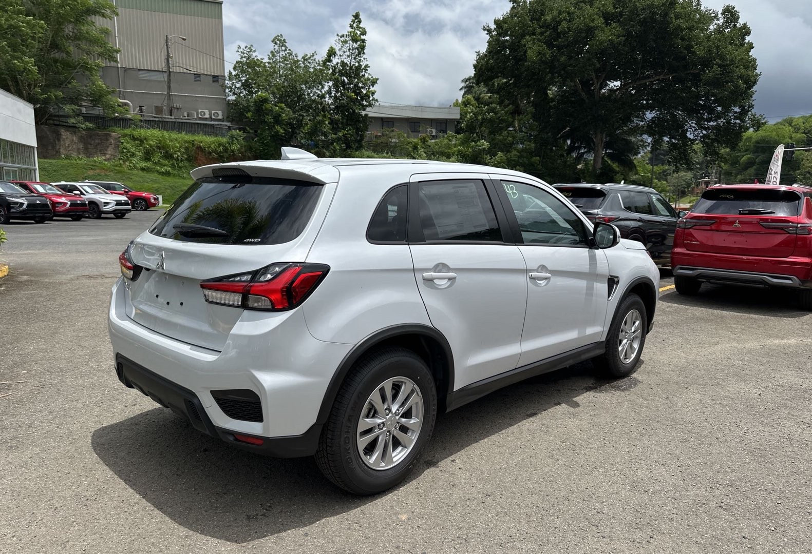 https://assets.dealerappcenter.com/dealergroups/66/vehicles/289969/tlrXbx.jpg