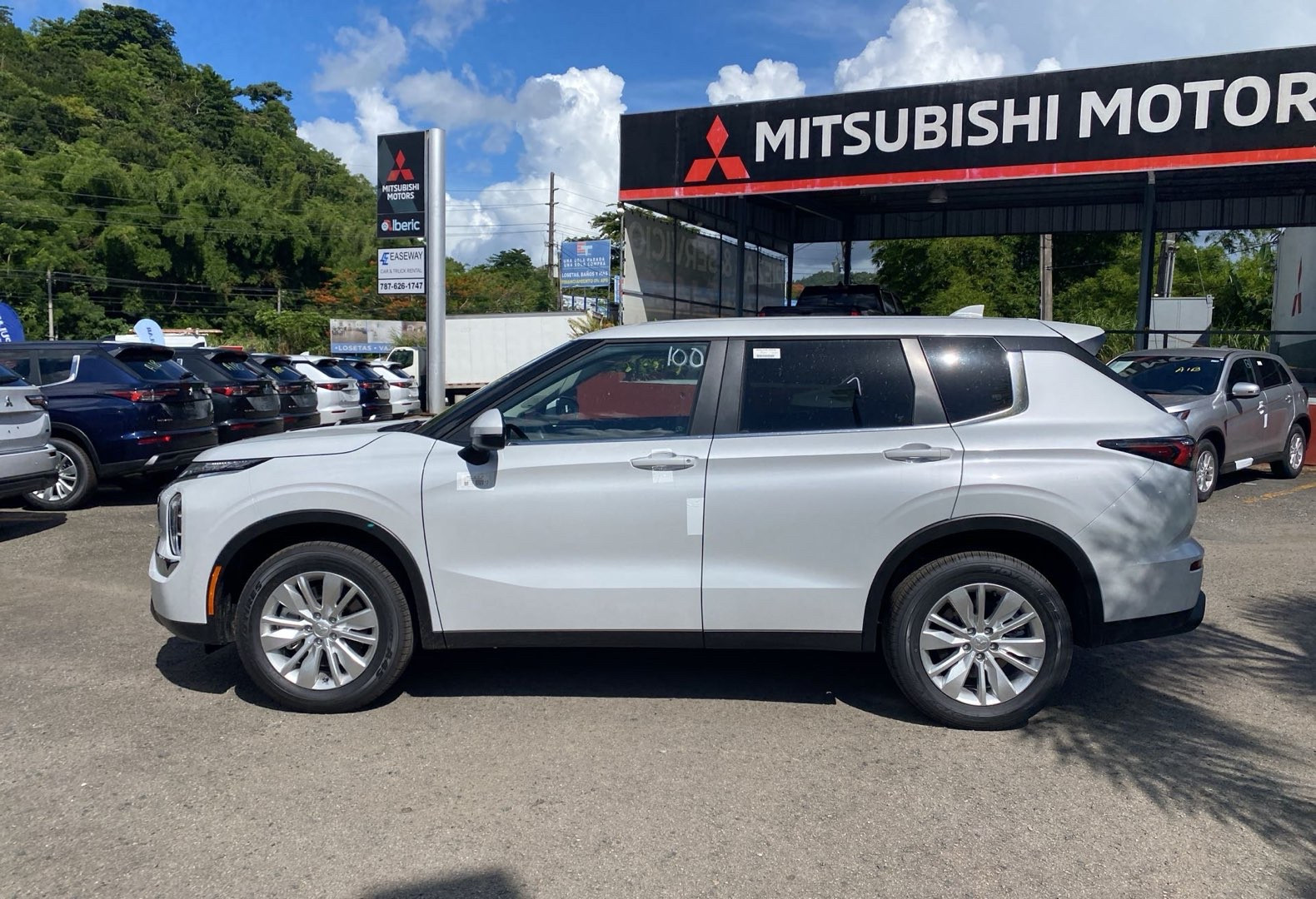 https://assets.dealerappcenter.com/dealergroups/66/vehicles/291122/ECfovs.jpg