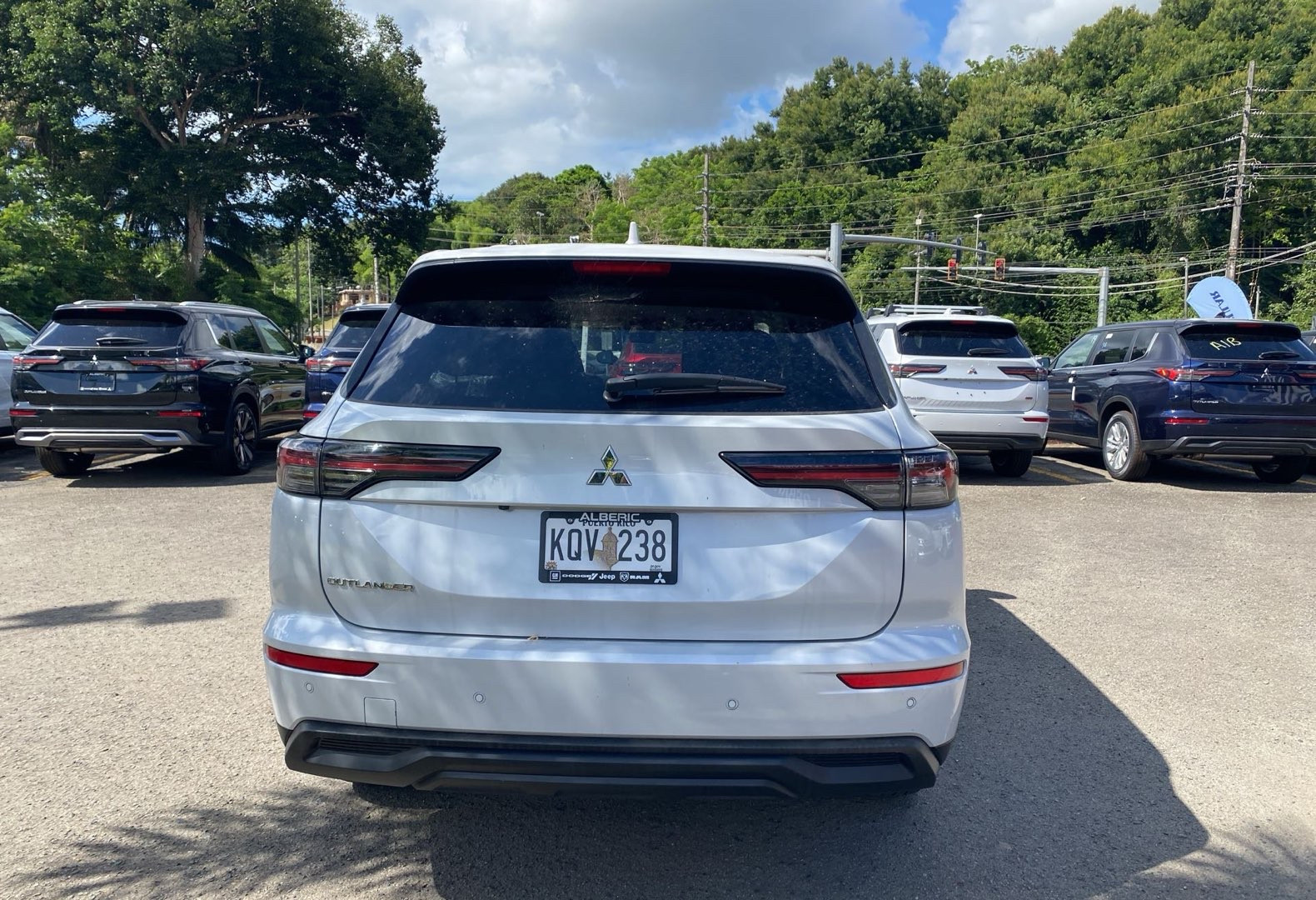 https://assets.dealerappcenter.com/dealergroups/66/vehicles/291122/TBJiEZ.jpg