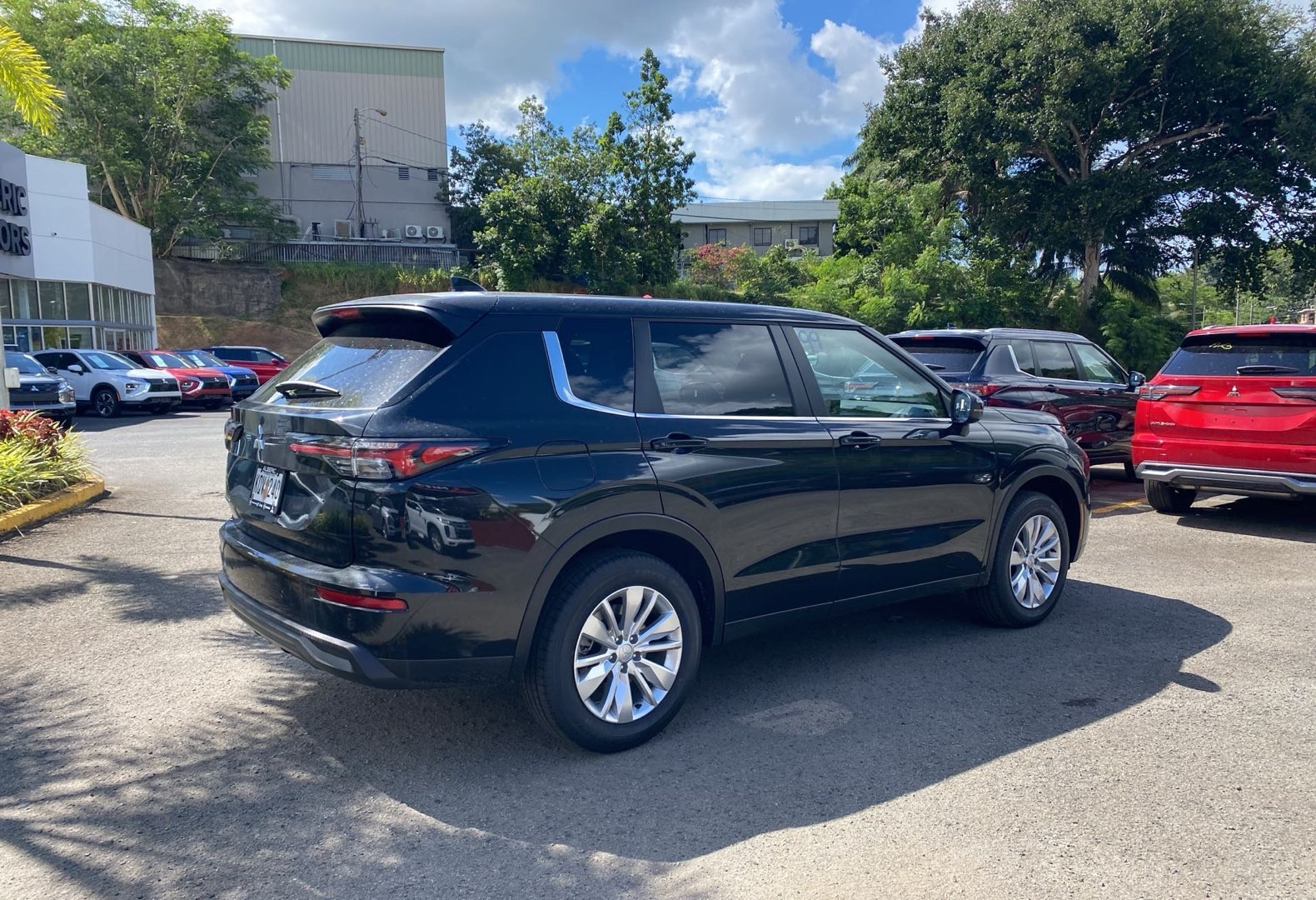 https://assets.dealerappcenter.com/dealergroups/66/vehicles/291132/MyNBHC.jpg