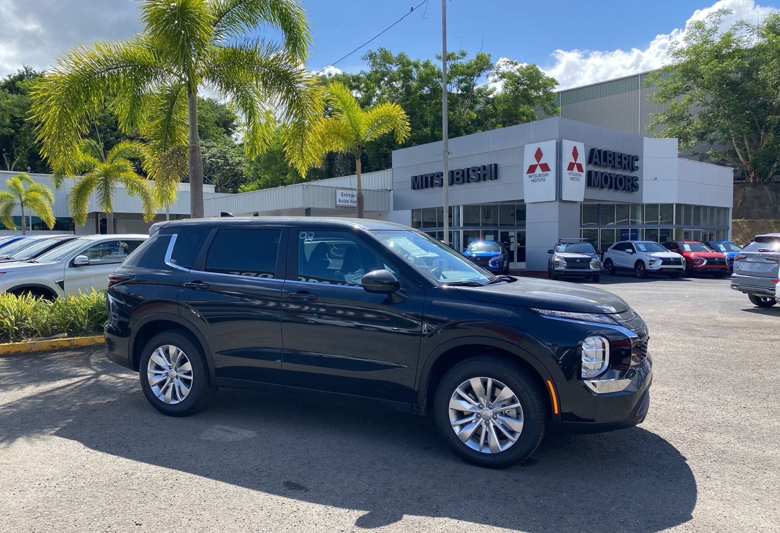 https://assets.dealerappcenter.com/dealergroups/66/vehicles/291132/tEwpOO.jpg