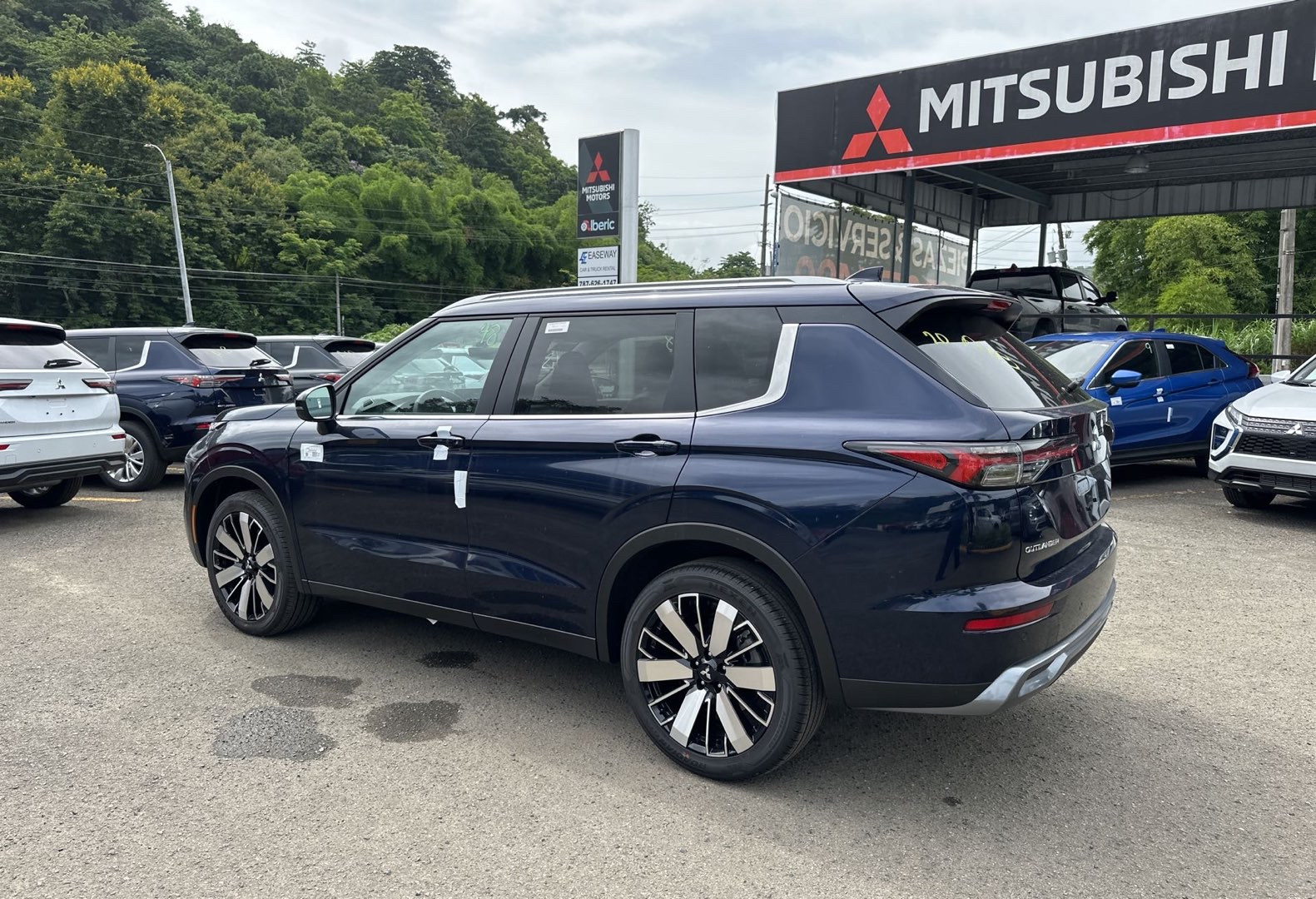 https://assets.dealerappcenter.com/dealergroups/66/vehicles/292344/sQLTWD.jpg