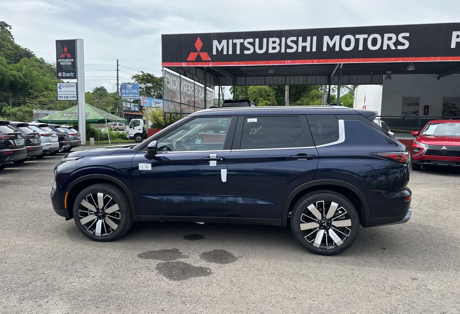 https://assets.dealerappcenter.com/dealergroups/66/vehicles/292344/w7Xx0X.jpg