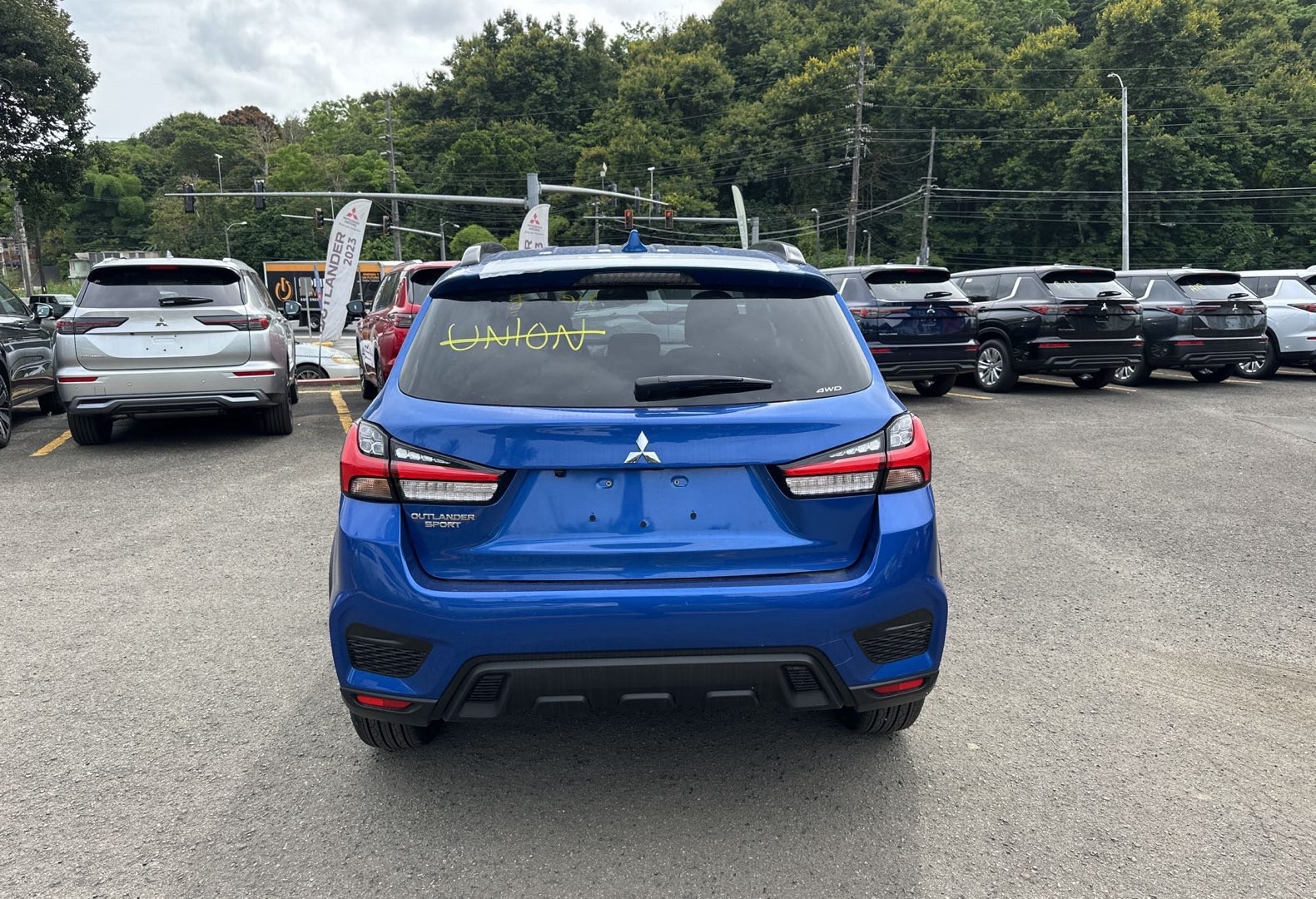 https://assets.dealerappcenter.com/dealergroups/66/vehicles/292345/fzxTNS.jpg
