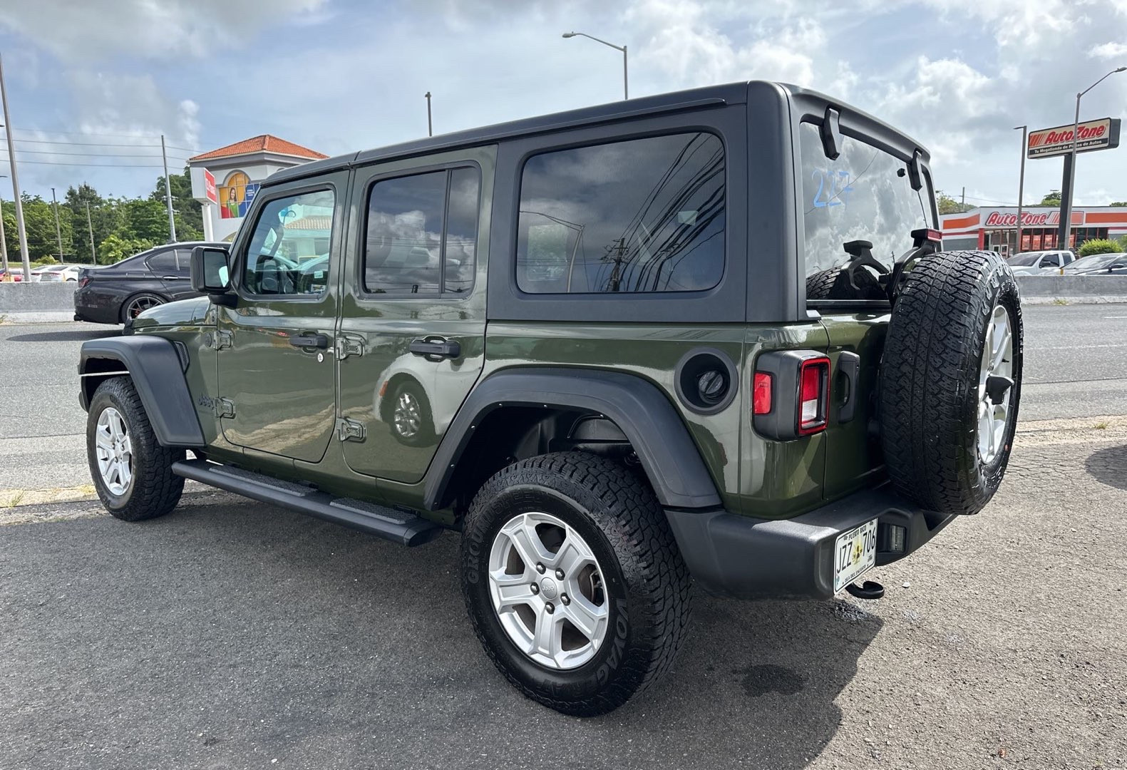 https://assets.dealerappcenter.com/dealergroups/66/vehicles/295038/mMYdI1.jpg