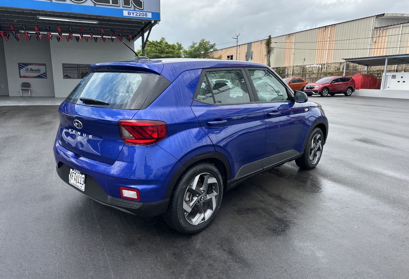 https://assets.dealerappcenter.com/dealergroups/66/vehicles/295691/1EKFhT.jpg