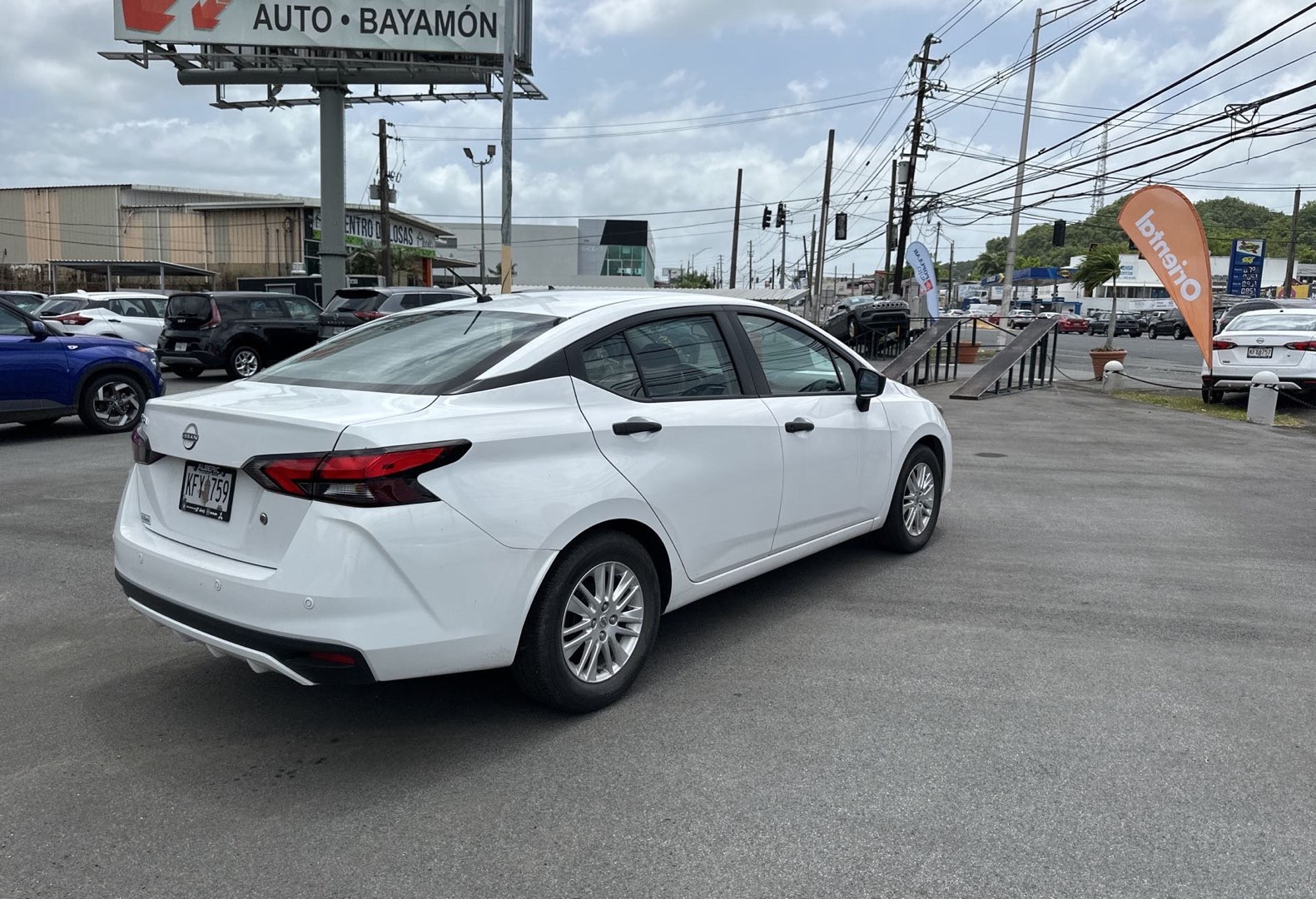 https://assets.dealerappcenter.com/dealergroups/66/vehicles/295694/xTMYl1.jpg