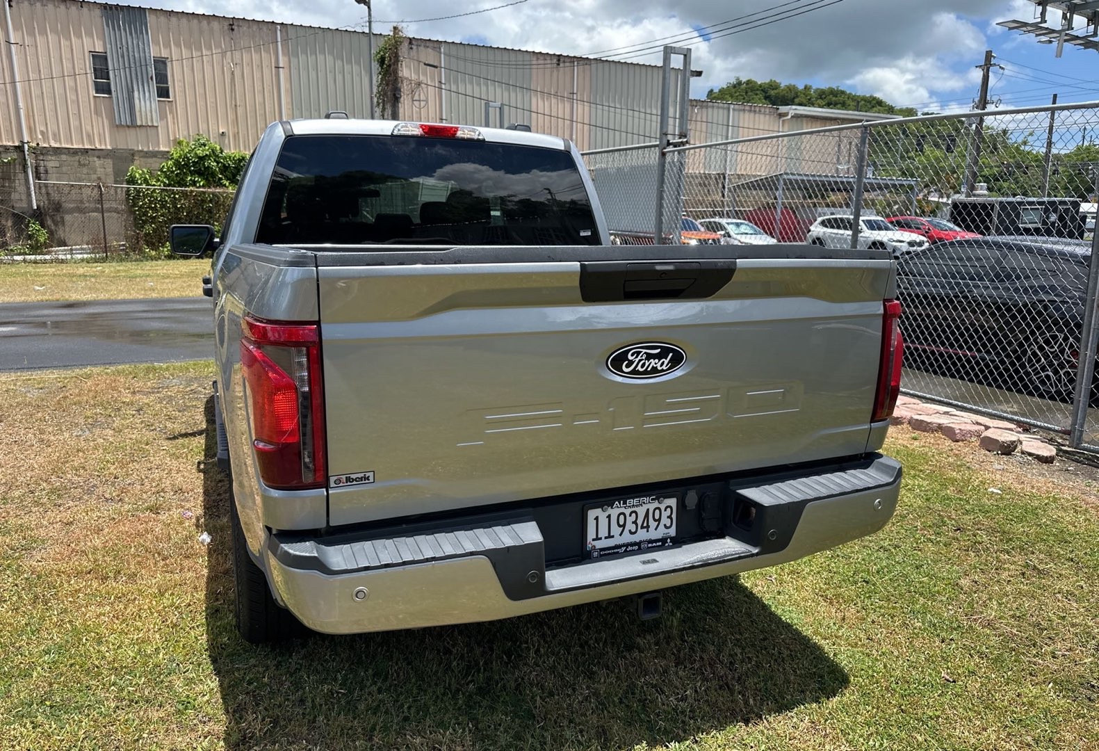 https://assets.dealerappcenter.com/dealergroups/66/vehicles/296417/QHmzun.jpg