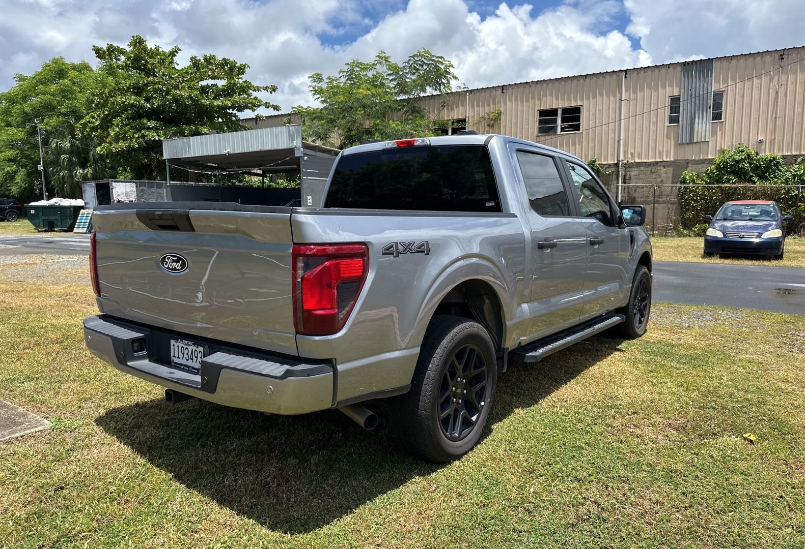 https://assets.dealerappcenter.com/dealergroups/66/vehicles/296417/hDAiqH.jpg