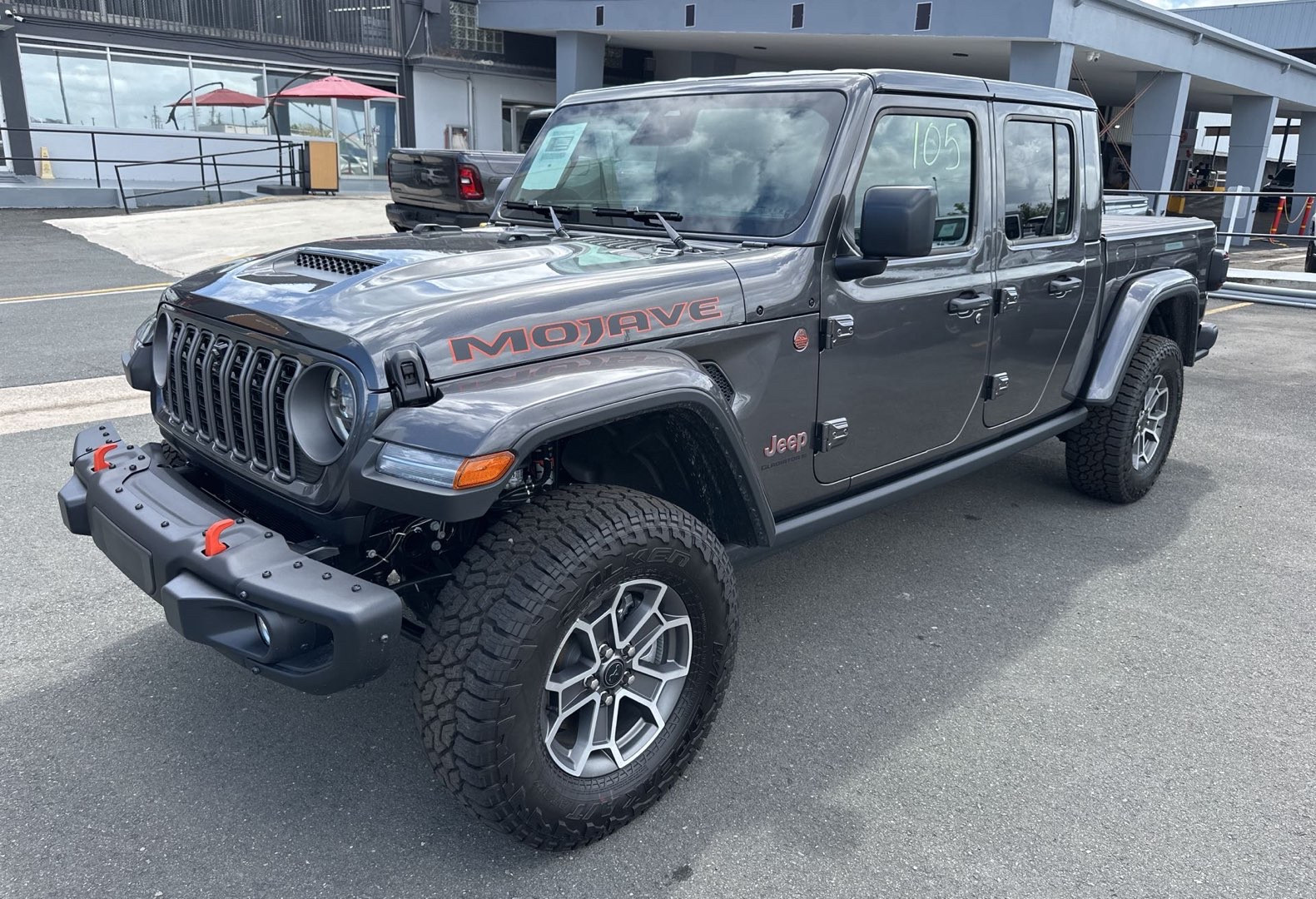2026 Jeep Gladiator Mojave X Auto's photo