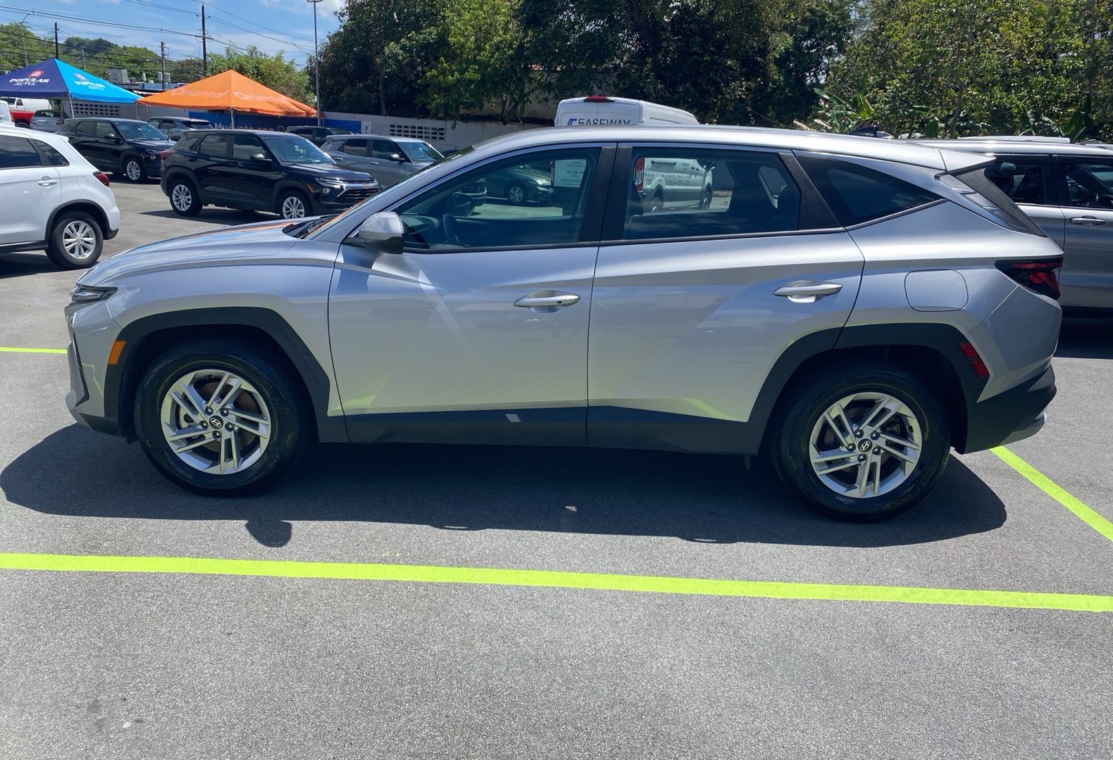 https://assets.dealerappcenter.com/dealergroups/66/vehicles/335768/S7GeUt.jpg