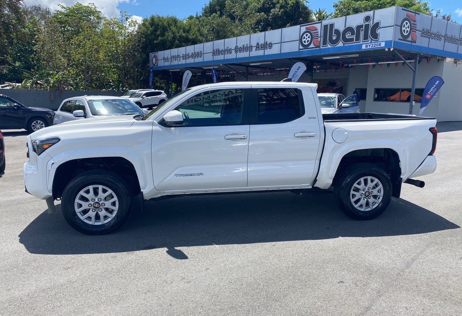https://assets.dealerappcenter.com/dealergroups/66/vehicles/335769/GvaKob.jpg