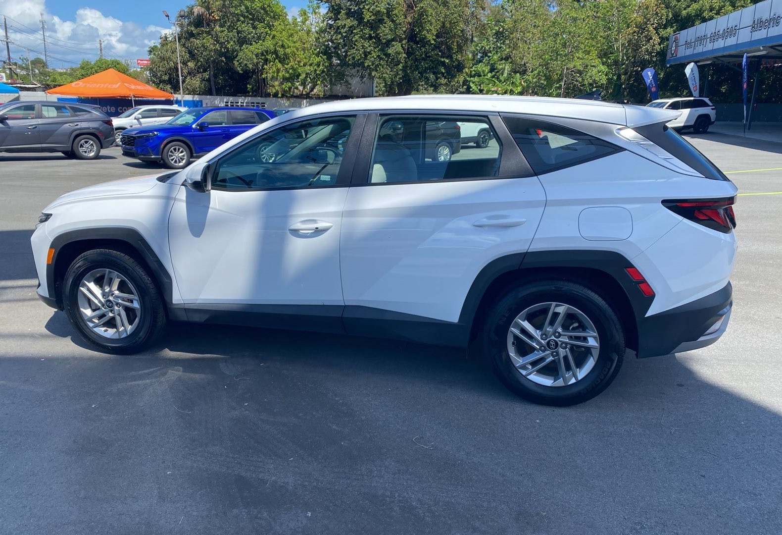 https://assets.dealerappcenter.com/dealergroups/66/vehicles/335770/Xf5ij6.jpg