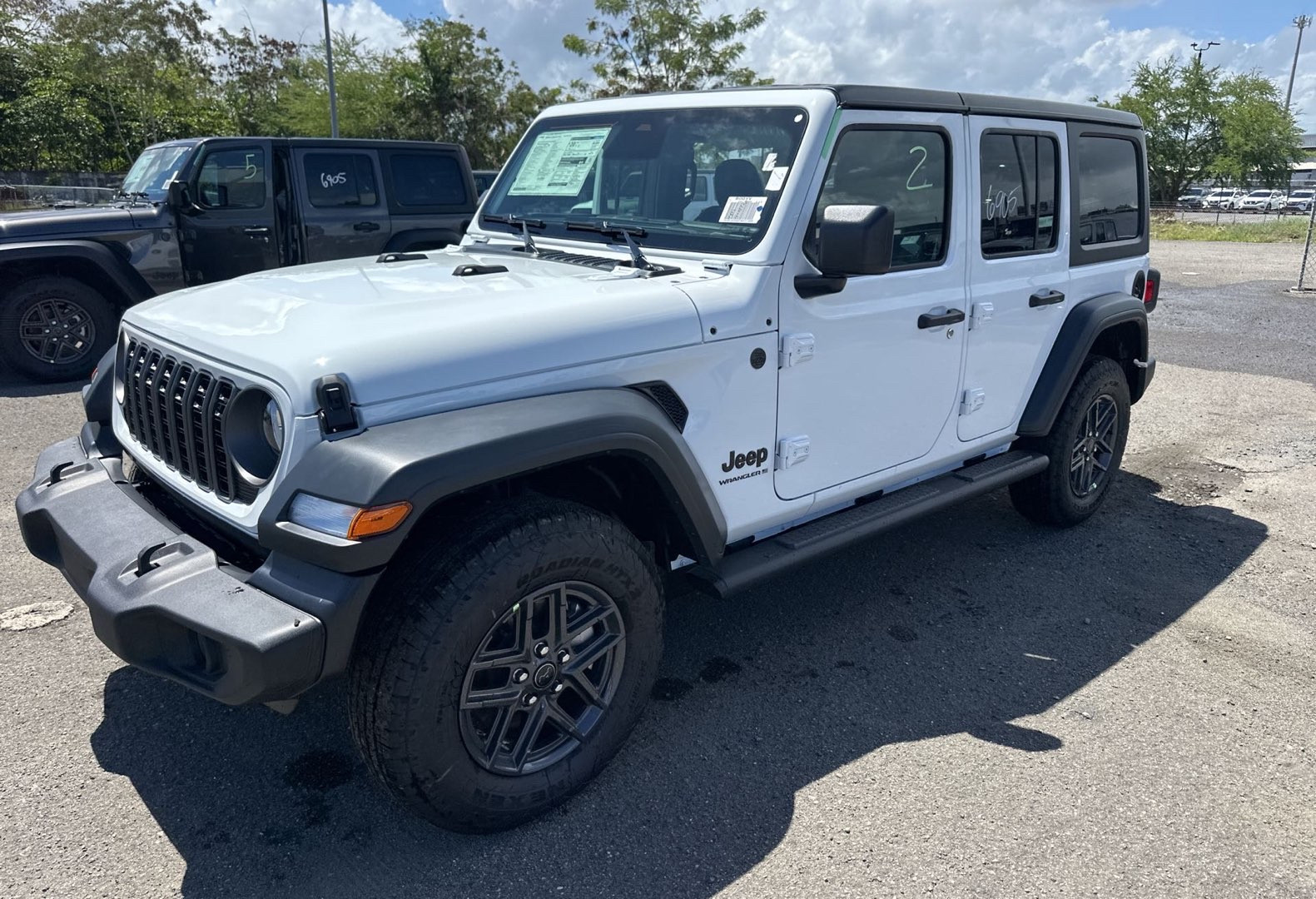 2026 Jeep Wrangler Sport S's photo